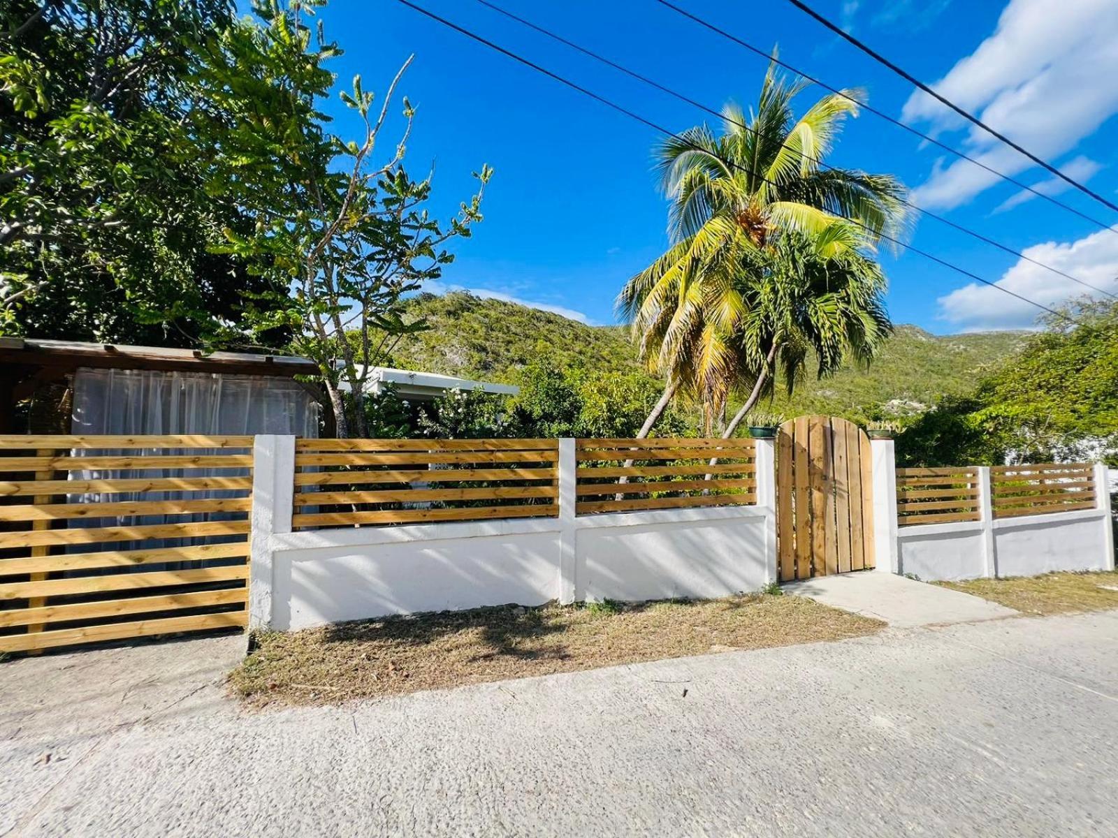 <Casa Colibri> La Desirade Apartment Les Galets Exterior photo
